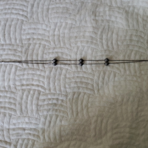 3/10 Layered Necklace - Picture 4 of 6